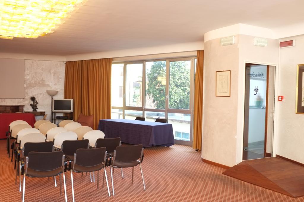 Hotel Della Citta Et De La Ville Forli Luaran gambar